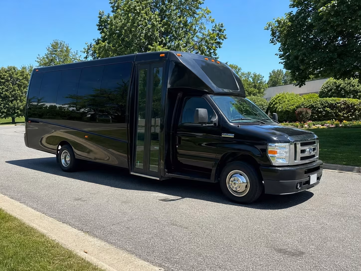 easily book hartford party buses for bachelorette parties and showers